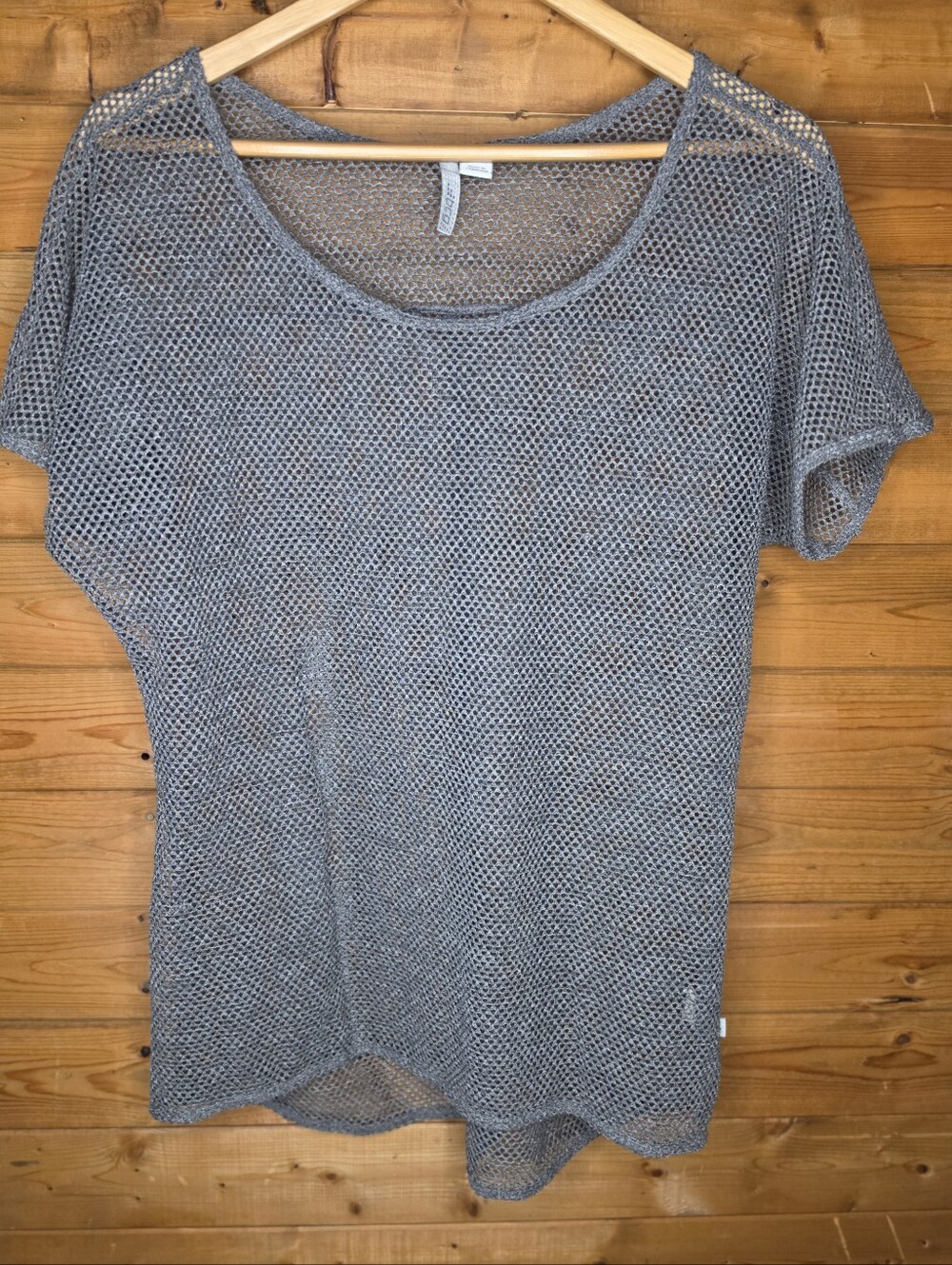 ❤️ Lightweight Gray Mesh Scoop Neck Women’s Top Size L